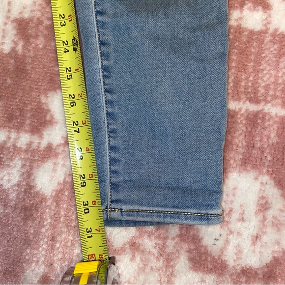 American Eagle Jeans - Picture 4 of 5